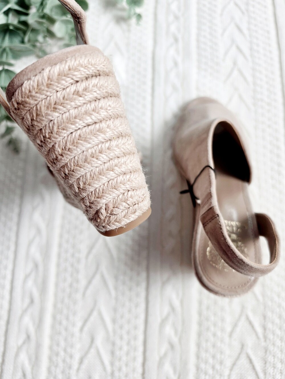 Vince Camuto Suede Leather Espadrille Wedges Heels Beige Frezma Peep Toe 8.5 NWT - Picture 8 of 13